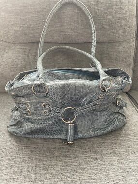 Croc-Embossed Shoulder Bag in slate light blue gray